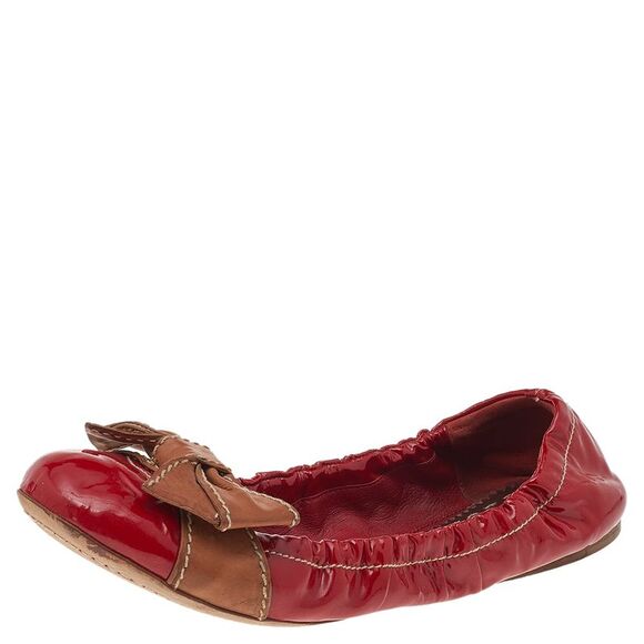 Prada Red/Brown Patent Leather Bow Scrunch Ballet Flats Size 38 - Picture 1 of 4
